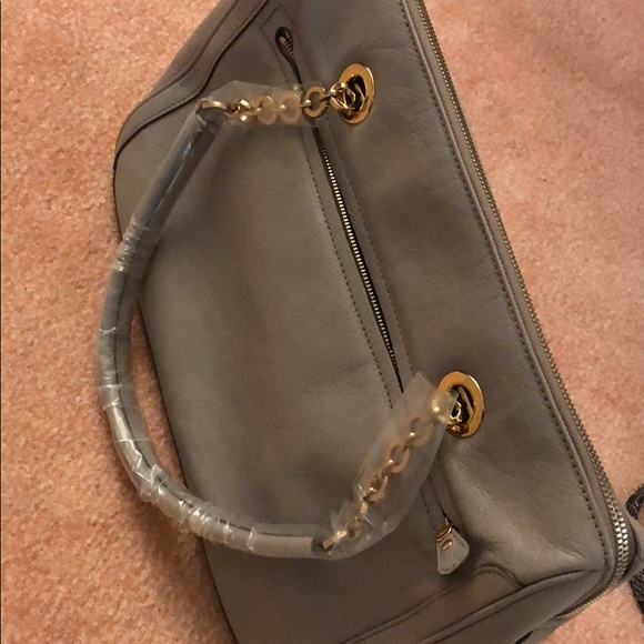 Salvatore Ferragamo Fanya Bag Tote - Picture 2 of 7